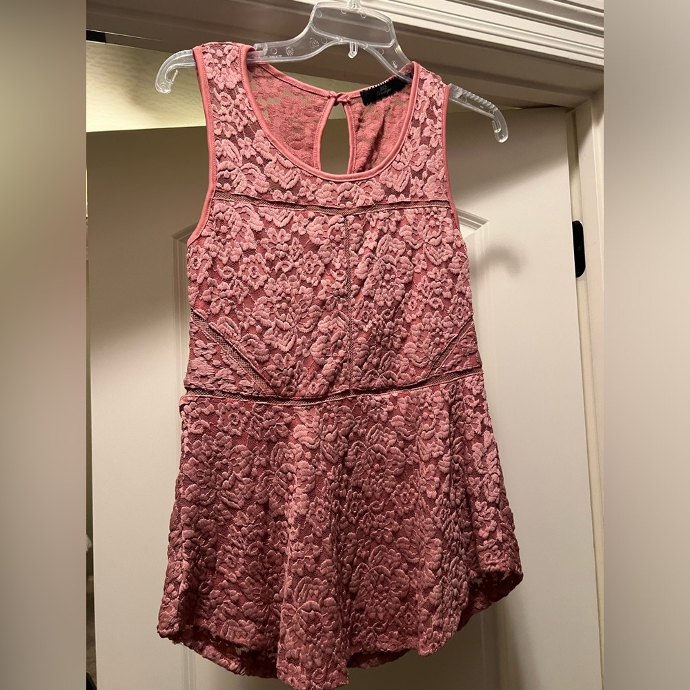 BKE boutique salmon top small.